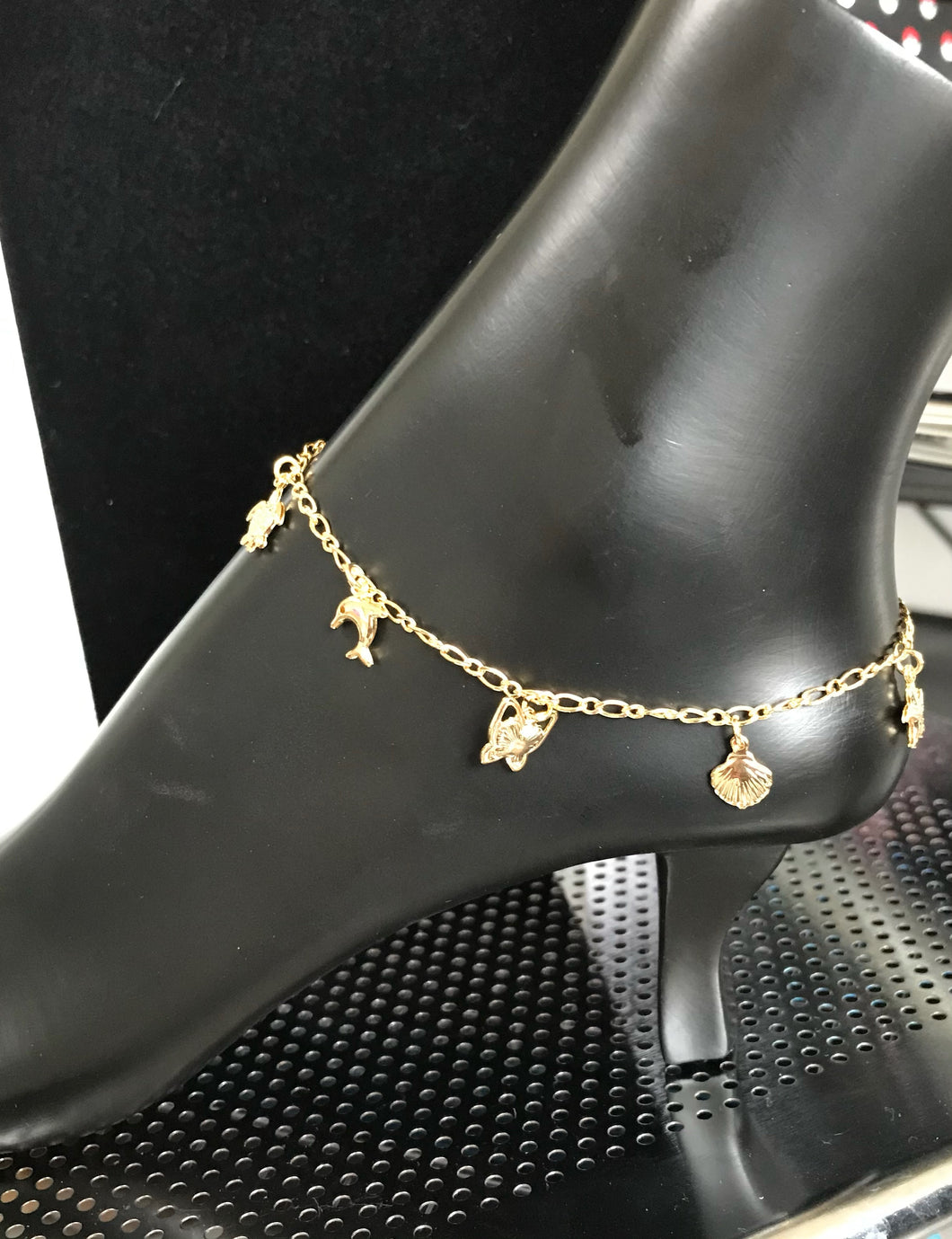 18k Gold Filled Beach Sea Shell, Star Fish, Sea Horse, Butterfly Charm Anklet
